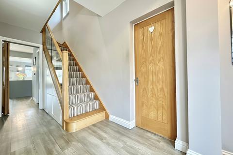 3 bedroom semi-detached house for sale, Woodhall Lane, Shenley, WD7