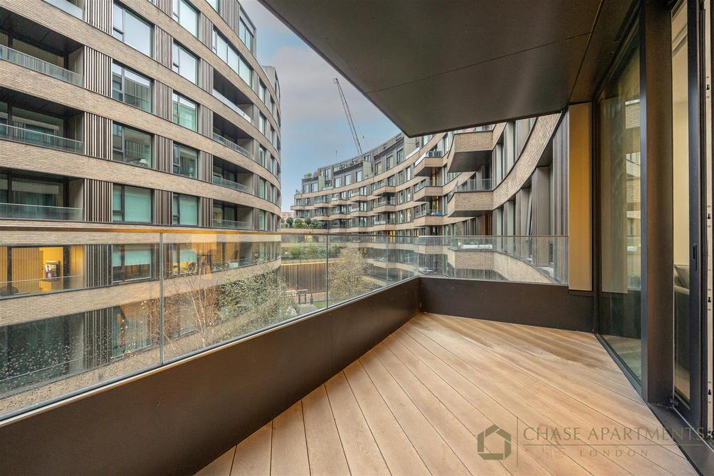 Exterior-Televisioncenter-Wood-Crescent-W12-jpg