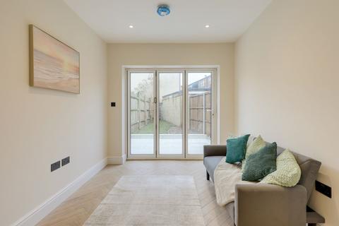 5 bedroom end of terrace house for sale, Springrice Road, Hither Green, SE13