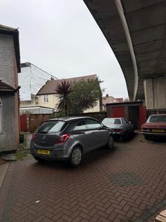 4 bedroom semi-detached house for sale, Watford Way, London NW4