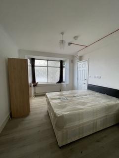 4 bedroom semi-detached house for sale, Watford Way, London NW4