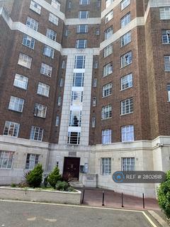 Studio to rent - Kings Court, London, W6