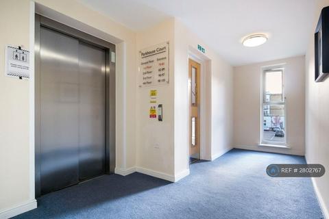 2 bedroom flat to rent, Parkhouse Court, Hatfield, AL10
