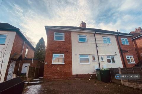3 bedroom semi-detached house to rent, Mount Road, Tividale, Oldbury, B69