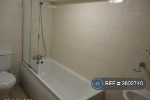 1 bedroom flat to rent, Stovell Road, Windsor, SL4