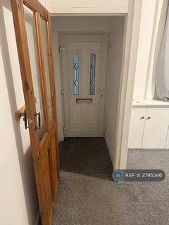 2 bedroom terraced house to rent, Chorley Old Road, Bolton, BL1