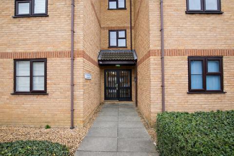 1 bedroom flat to rent, Barons Court, Whelan Way, Wallington, SM6
