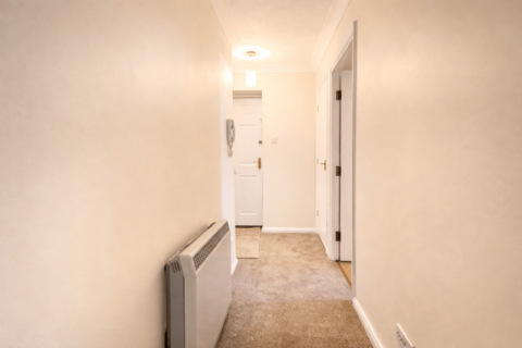 1 bedroom flat to rent, Barons Court, Whelan Way, Wallington, SM6