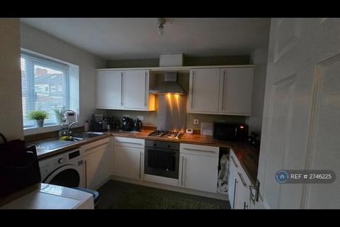 3 bedroom semi-detached house to rent, Phoenix Street, Sutton-In-Ashfield, NG17