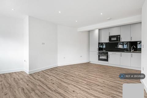 2 bedroom flat to rent, Alexandra Drive, Surbiton, KT5