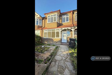4 bedroom detached house to rent, The Woodlands, London, SE13