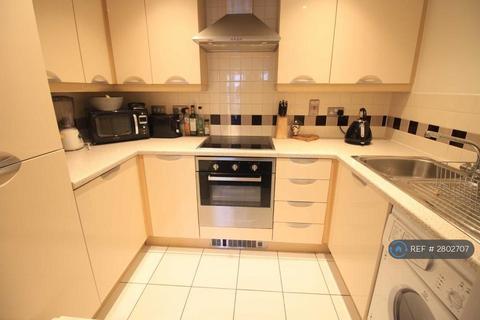 2 bedroom flat to rent, Middlewood Street, Salford, M5