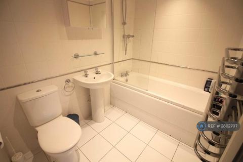 2 bedroom flat to rent, Middlewood Street, Salford, M5