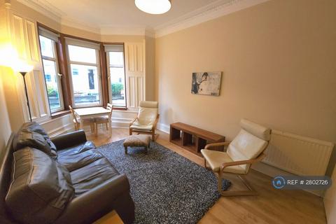 2 bedroom flat to rent, Lawrie Street, Glasgow, G11
