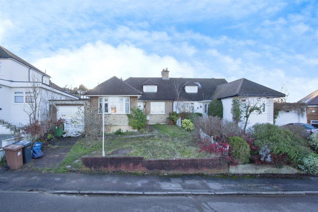 Detached house exterior, garage