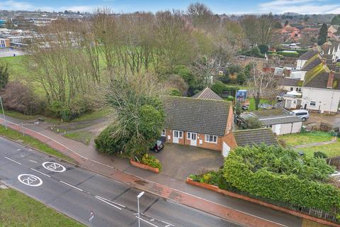 2 bedroom semi-detached bungalow for sale, Ambury Road, Huntingdon, Cambridgeshire.