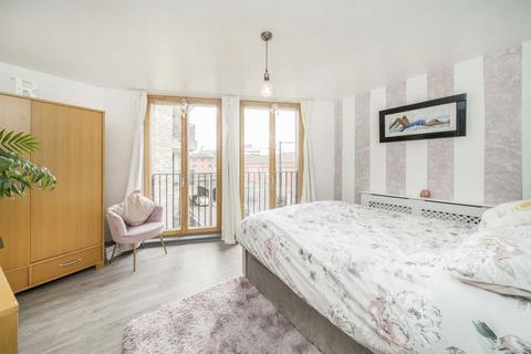 1 bedroom flat to rent, Freston Road, London W10