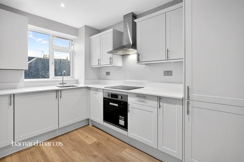 2 bedroom flat for sale, Crouch Hill, London