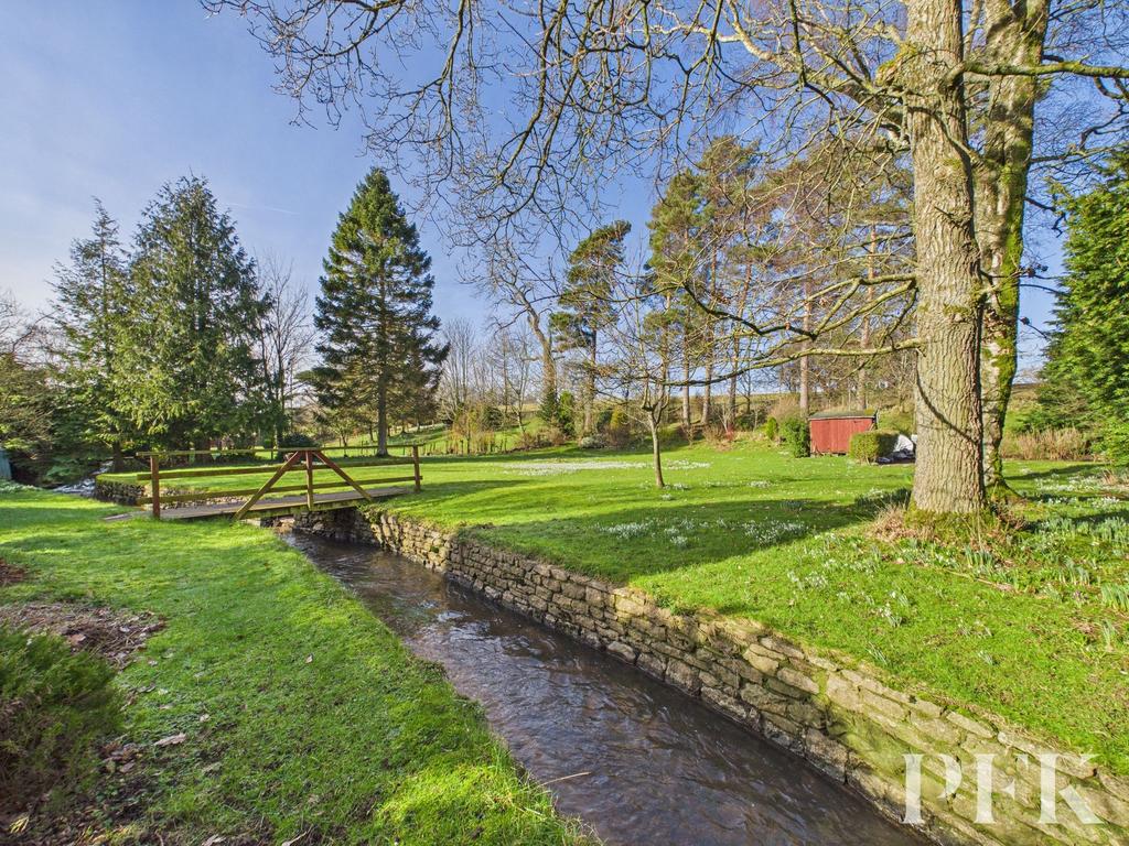 Additional Gardens &amp; Beck