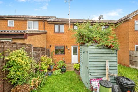 undefined, Dexter Close, Luton