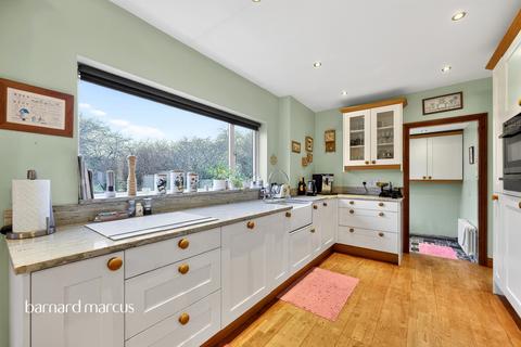 undefined, Oakroyd Close, Potters Bar
