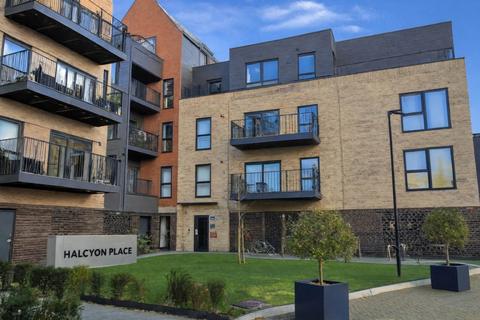 2 bedroom apartment for sale, Halcyon Place, Brentwood CM14