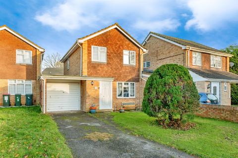 St. Hildas Close, Crawley