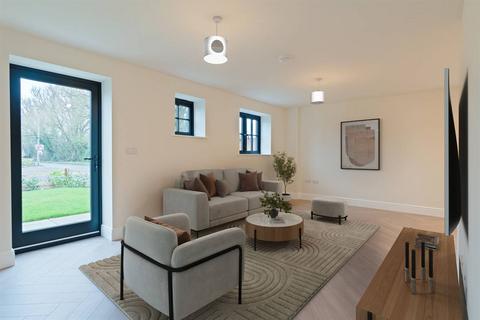 4 bedroom semi-detached house for sale, Hoath Road, Canterbury