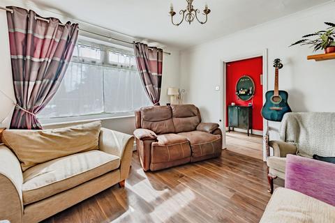 3 bedroom terraced house for sale, Portland Drive, Merstham, Redhill