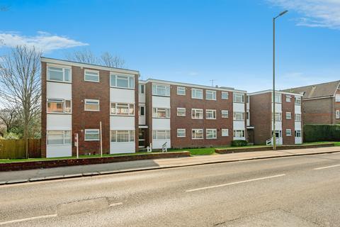Station Road, Redhill