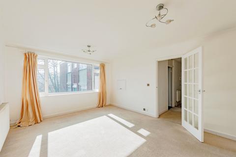 2 bedroom apartment for sale, Station Road, Redhill
