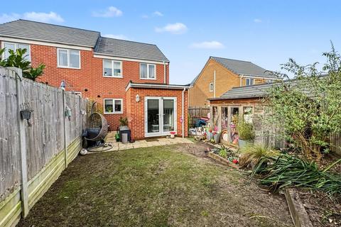 3 bedroom semi-detached house for sale, Hornbeam Close, Great Blakenham, Ipswich, IP6