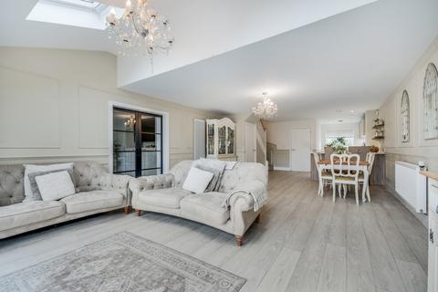 3 bedroom terraced house for sale, Little Dumplings, Broomfield, Chelmsford