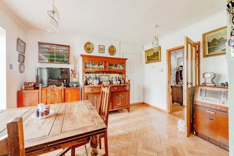 3 bedroom detached bungalow for sale, Millers Lane, Outwood, Redhill