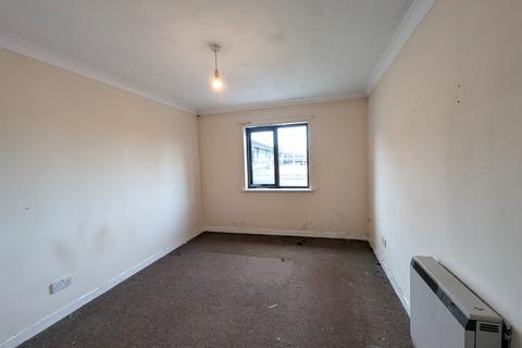 2 bedroom apartment for sale, Sheringham Court, Stowmarket