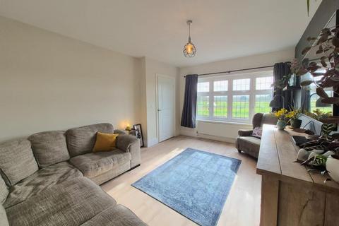 3 bedroom detached house for sale, Pynkeny Close, Earls Barton, Northampton NN6