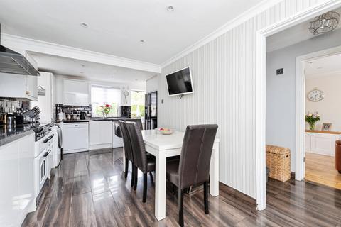 3 bedroom end of terrace house for sale, Heronswood Road, Welwyn Garden City