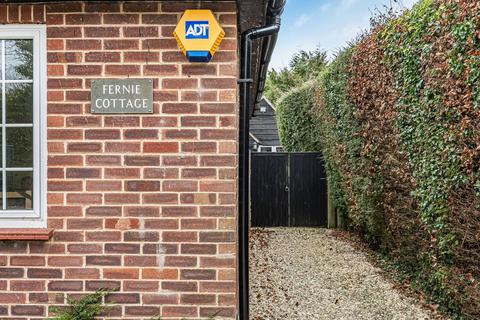 undefined, Hayles Field, Henley-on-thames RG9