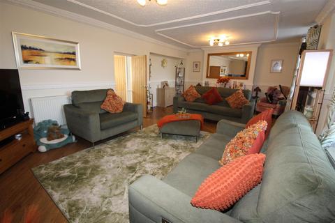 3 bedroom detached house for sale, Woodland Place, Blackwood NP12