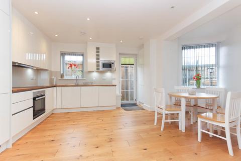 2 bedroom ground floor flat for sale, Arthur Street, Wellingborough NN8