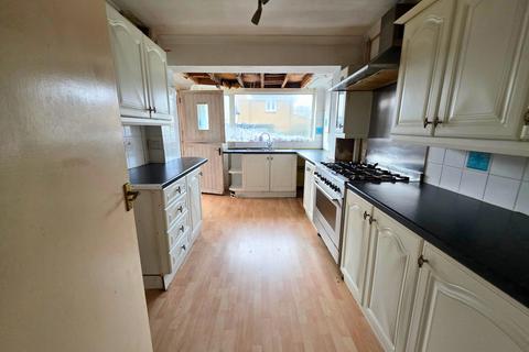 3 bedroom end of terrace house for sale, Abbotsbury Road, Weymouth