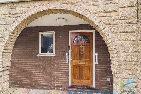 4 bedroom detached house for sale, Lyndhurst Avenue, Mossley Hill, Liverpool