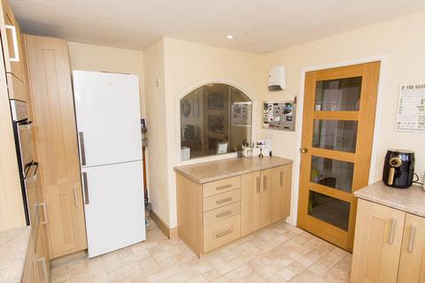 4 bedroom detached house for sale, Pochin Drive, Market Harborough