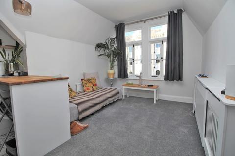 2 bedroom apartment for sale, Cambridge Road, Hove, BN3 1DF