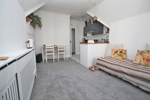 2 bedroom apartment for sale, Cambridge Road, Hove, BN3 1DF