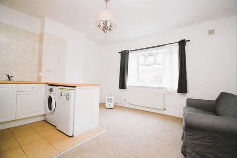 1 bedroom apartment to rent, Brook Lane, London