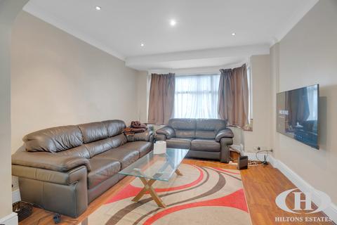 3 bedroom semi-detached house for sale, Currey Road, Greenford