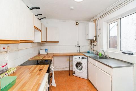 3 bedroom semi-detached house for sale, Honeysuckle Road