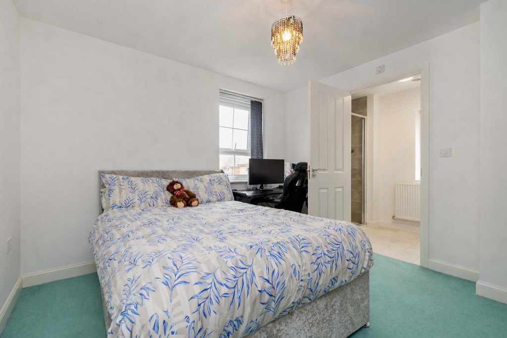 Main Bedroom