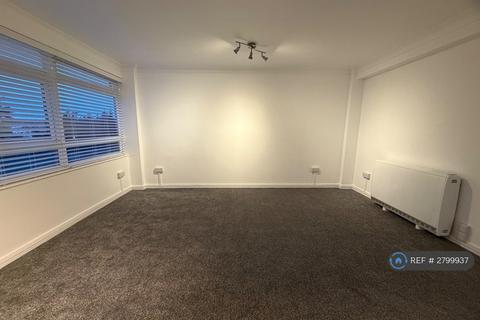 2 bedroom flat to rent, Berriedale House, Hove, BN3